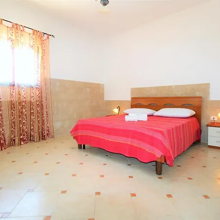 Villa Climatizzata Vicino Al Centro E Al Mare Lejlighed Torre San Giovanni Ugento