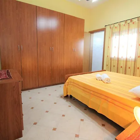 Villa Climatizzata Vicino Al Centro E Al Mare Torre San Giovanni Ugento